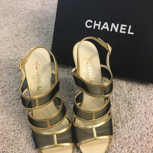 NWT Chanel gold/black heels - Picture 2 of 6